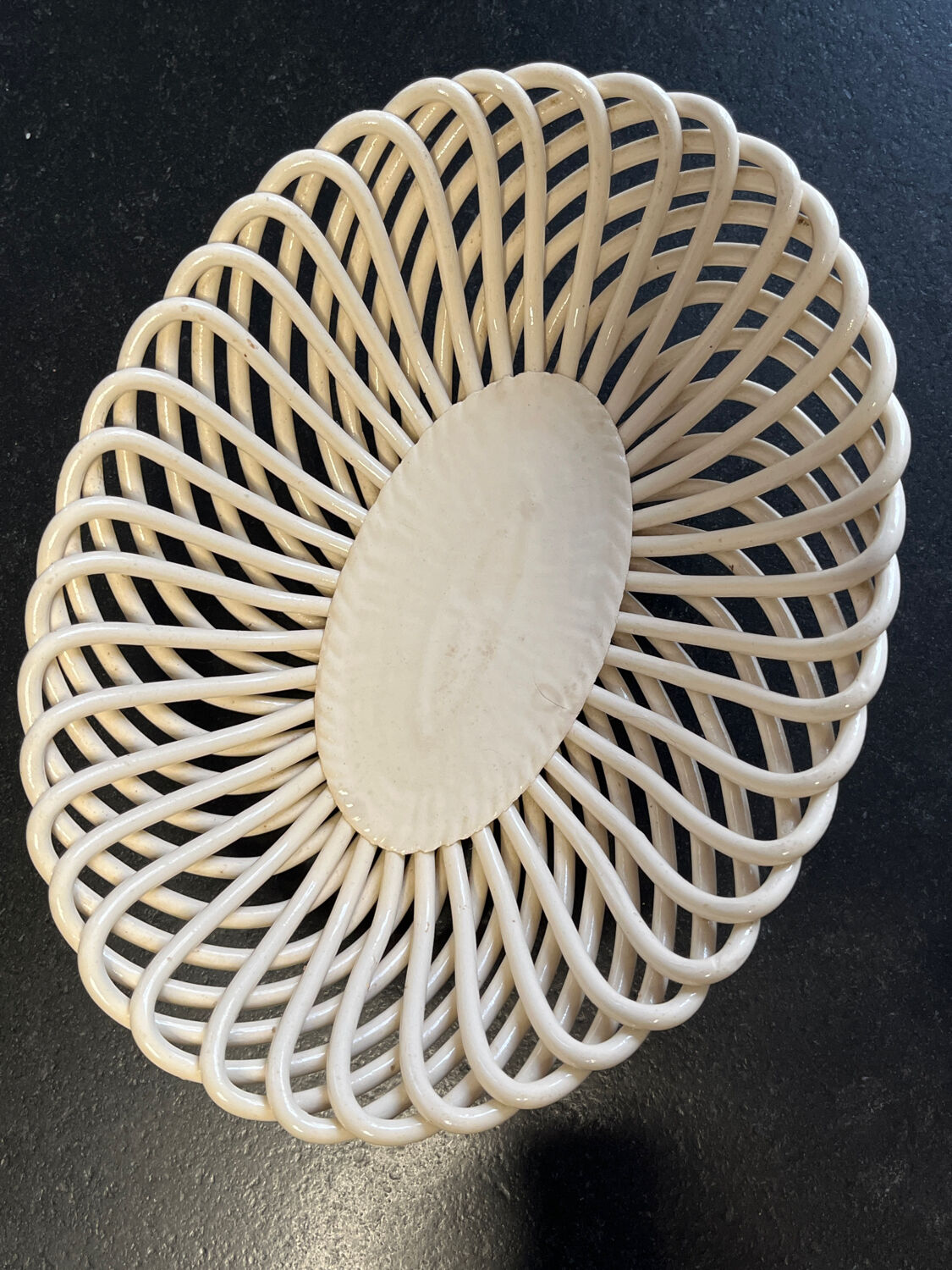 Digoin ceramic basket