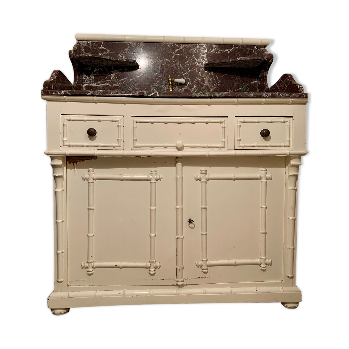 Bathroom furniture, marble top, simple vasque and vintage faucet