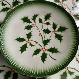 Rares assiettes Badonviller décor houx