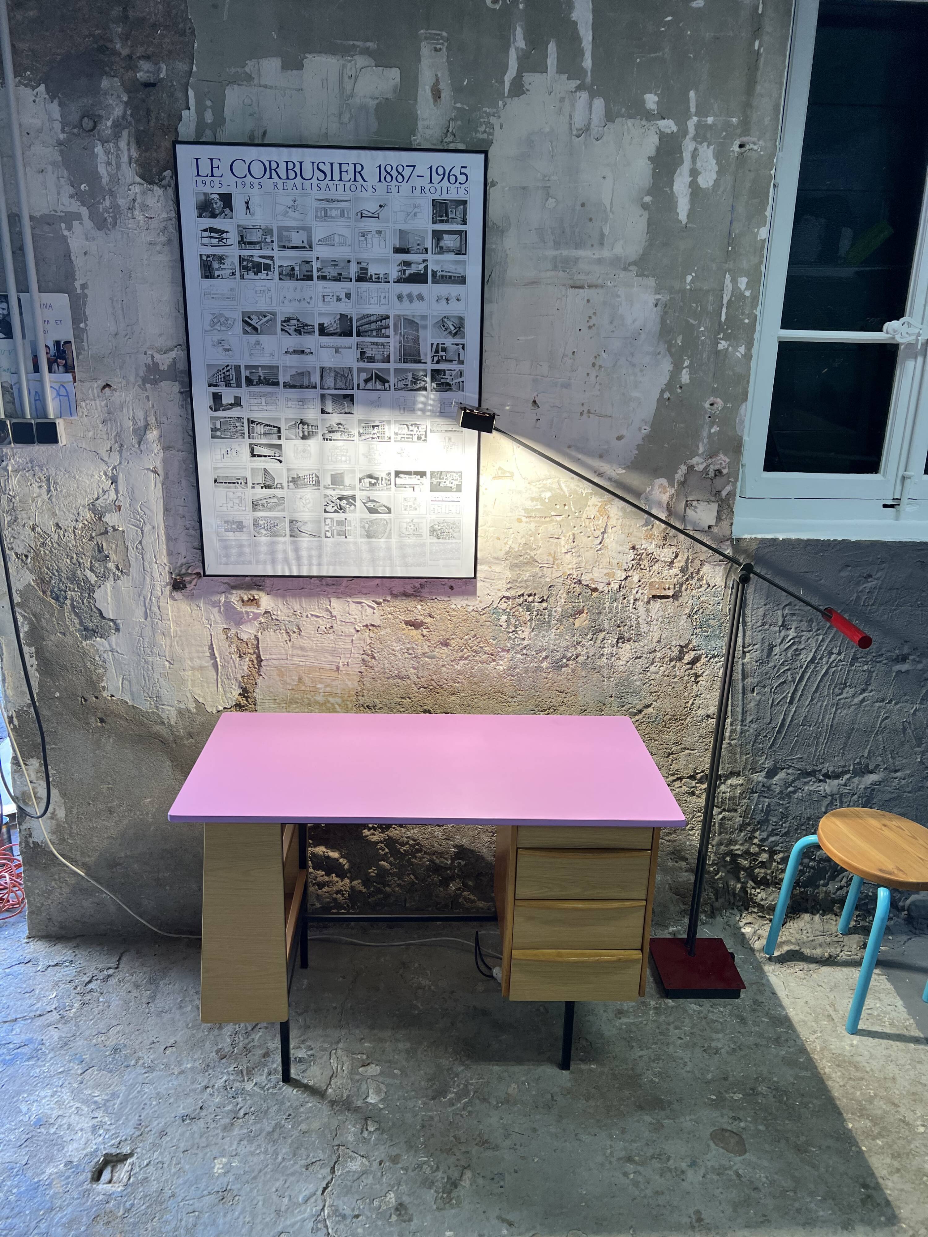 Modernist office in formica