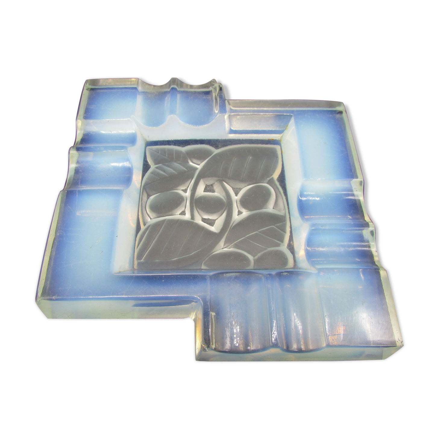 Art-deco opalescent glass ashtray A. Hunebelle