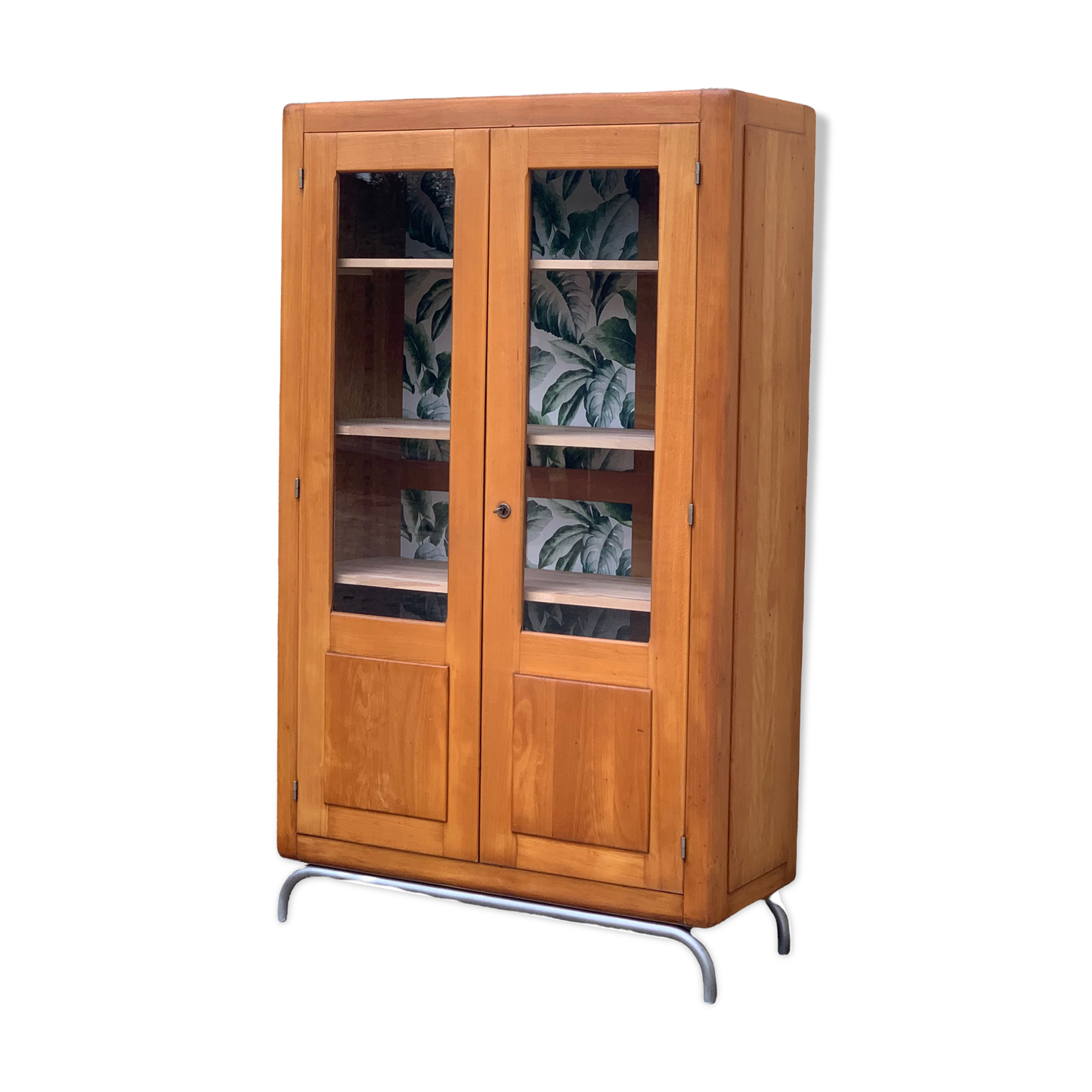 Primary school glass cabinet 1950