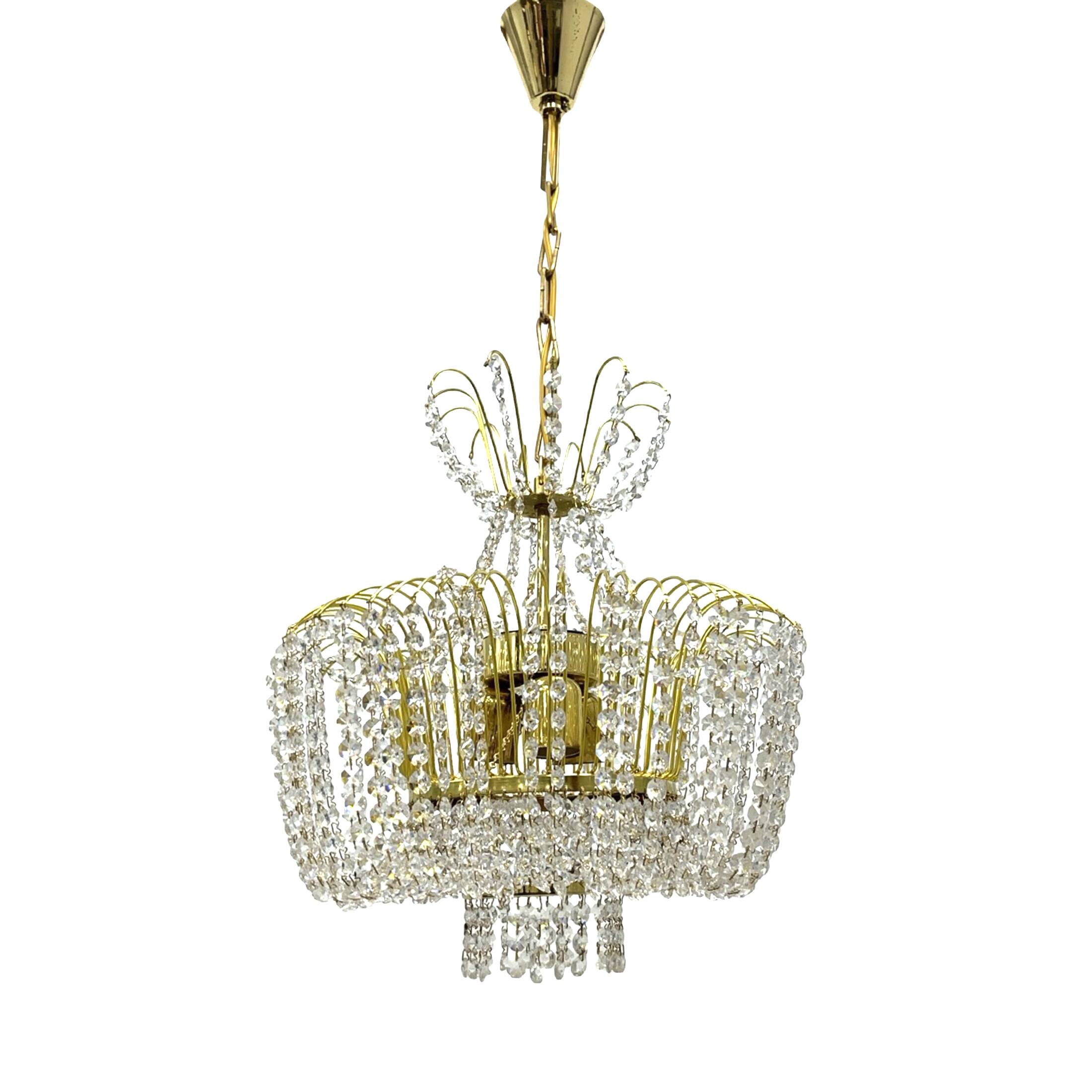 Kamenický Šenov crystal chandelier, gilded brass, 1970s, Czechoslovakia