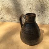 Sandstone pitcher