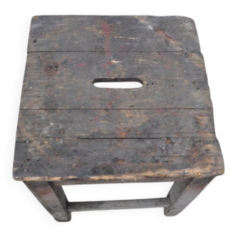 Vintage brown workshop stool in solid pine, 1940s industrial style.