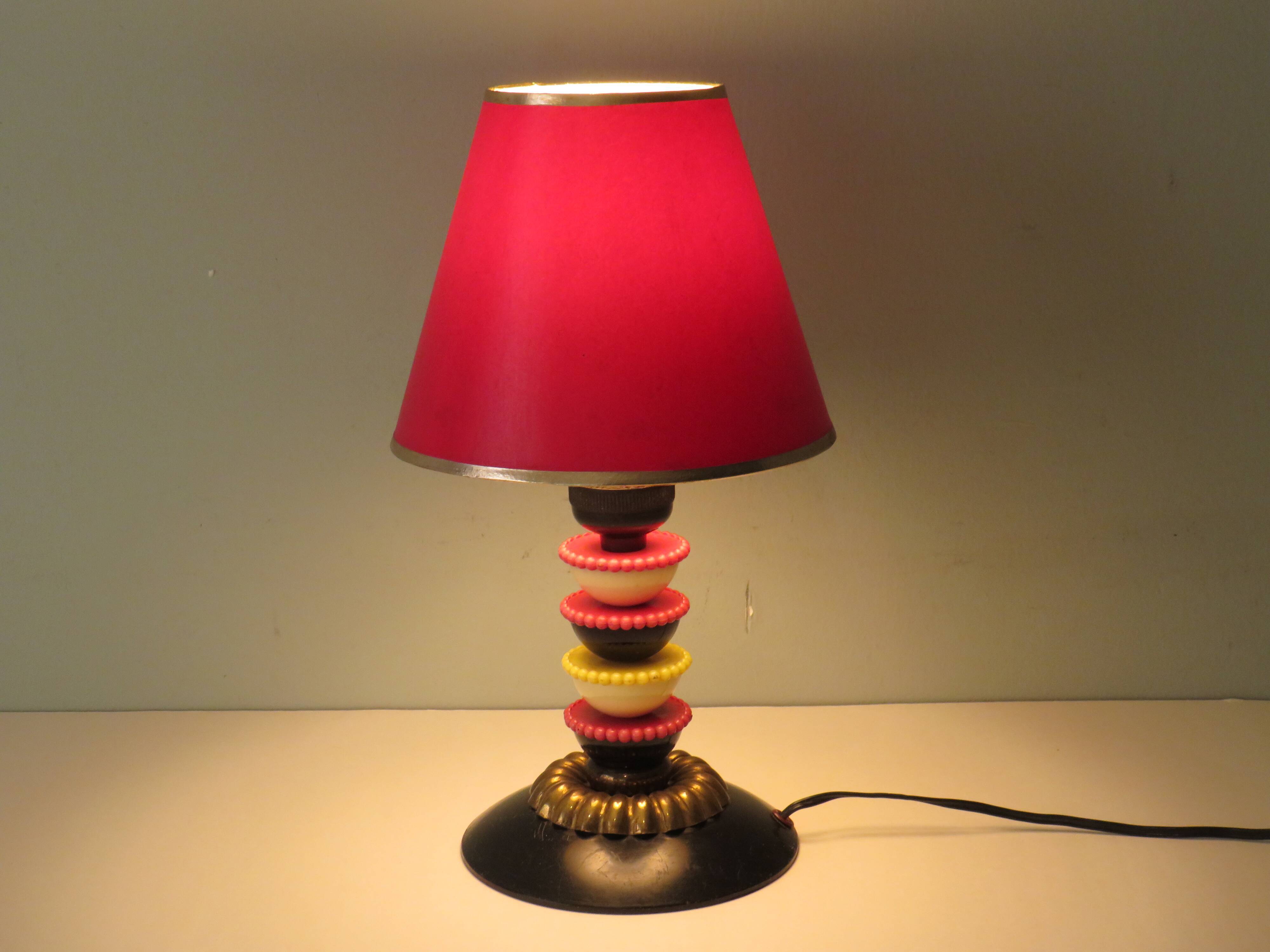 Table lamp in copper, plastic and Bakelite, early twentieth century, Belcique.