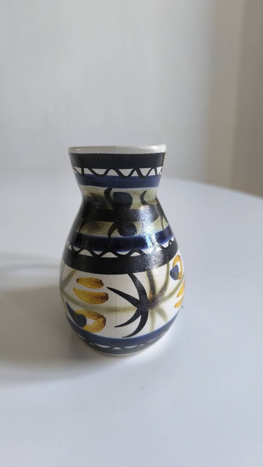 Keraluc pitcher Quimper