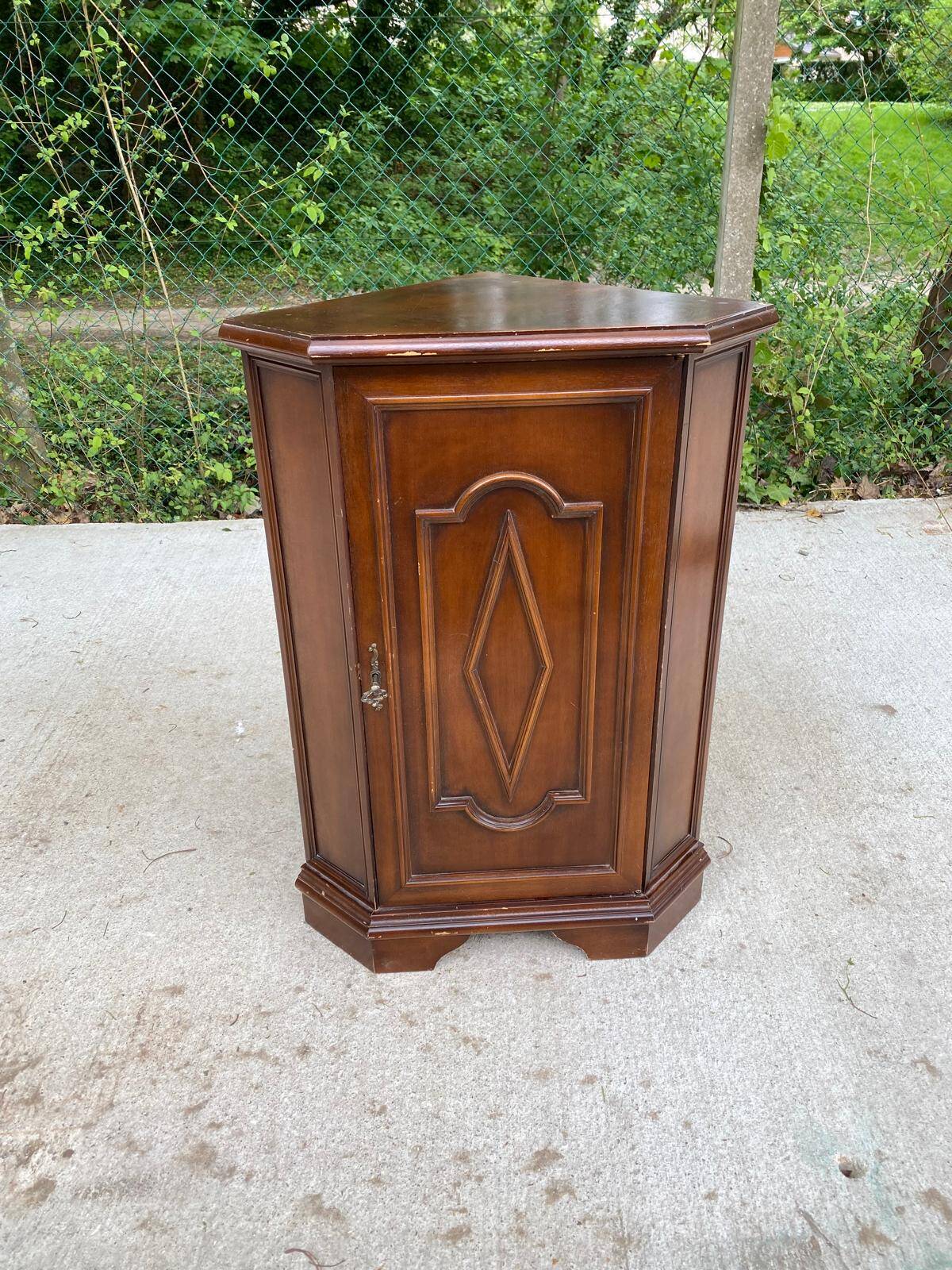 Colonial-style wooden corner entryway chest