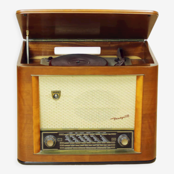 Gramoradio, Tchécoslovaquie 1956