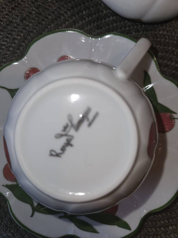 Tea/Coffee service porcelain manufacture Royal Limoges
