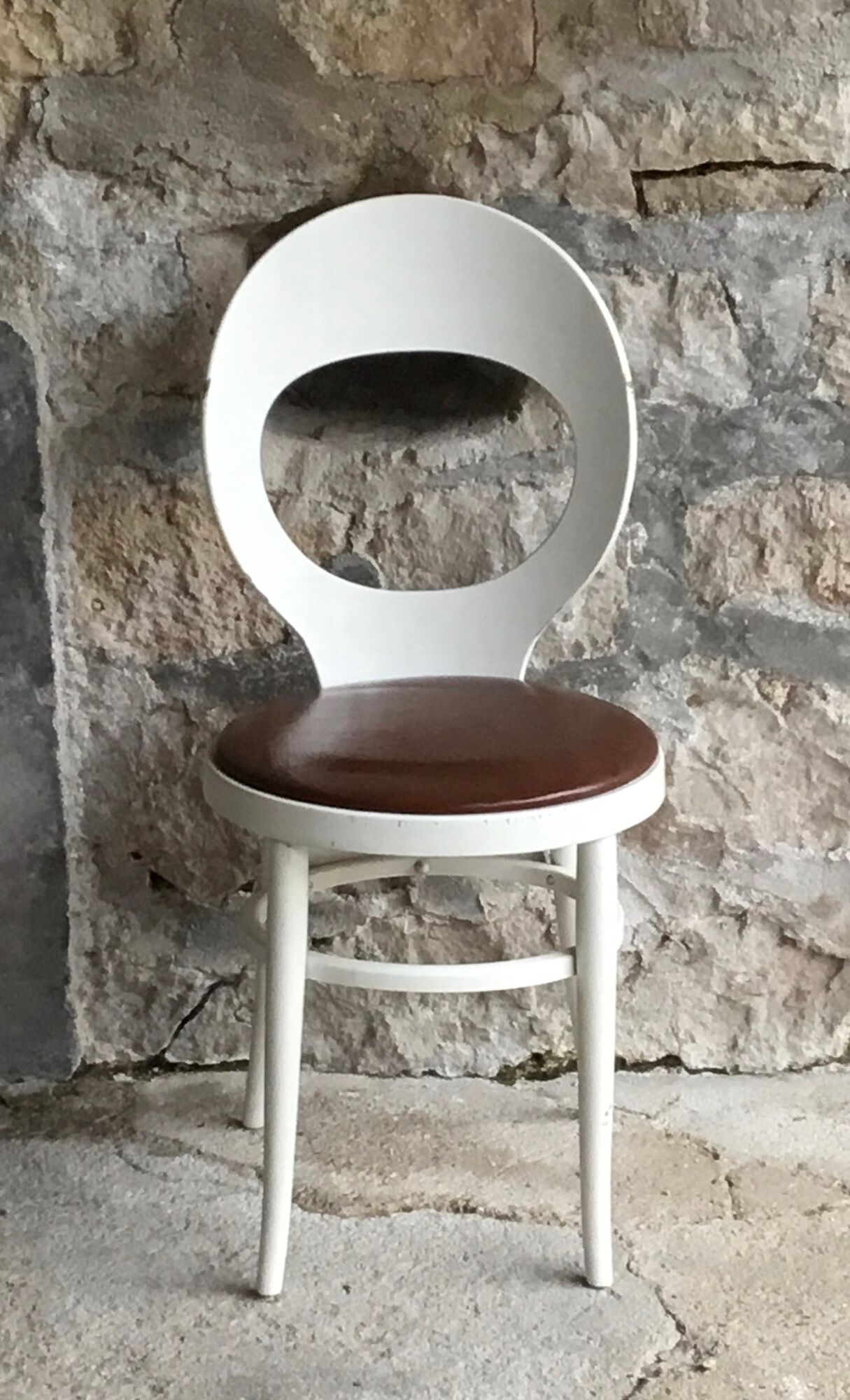 Baumann's Seagull Chair - white laqué wood, brown faux leather seat - 1970