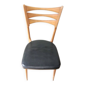 Chaise stella estampillée,