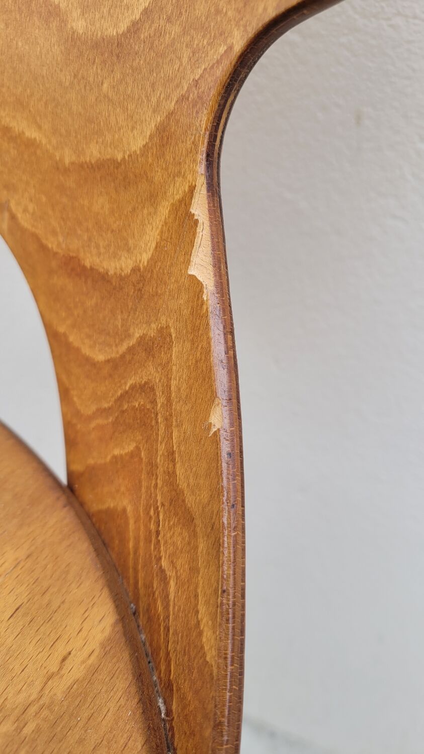 Chaise de bistrot baumann modèle Trèfle 1950