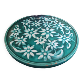 Green floral trivet