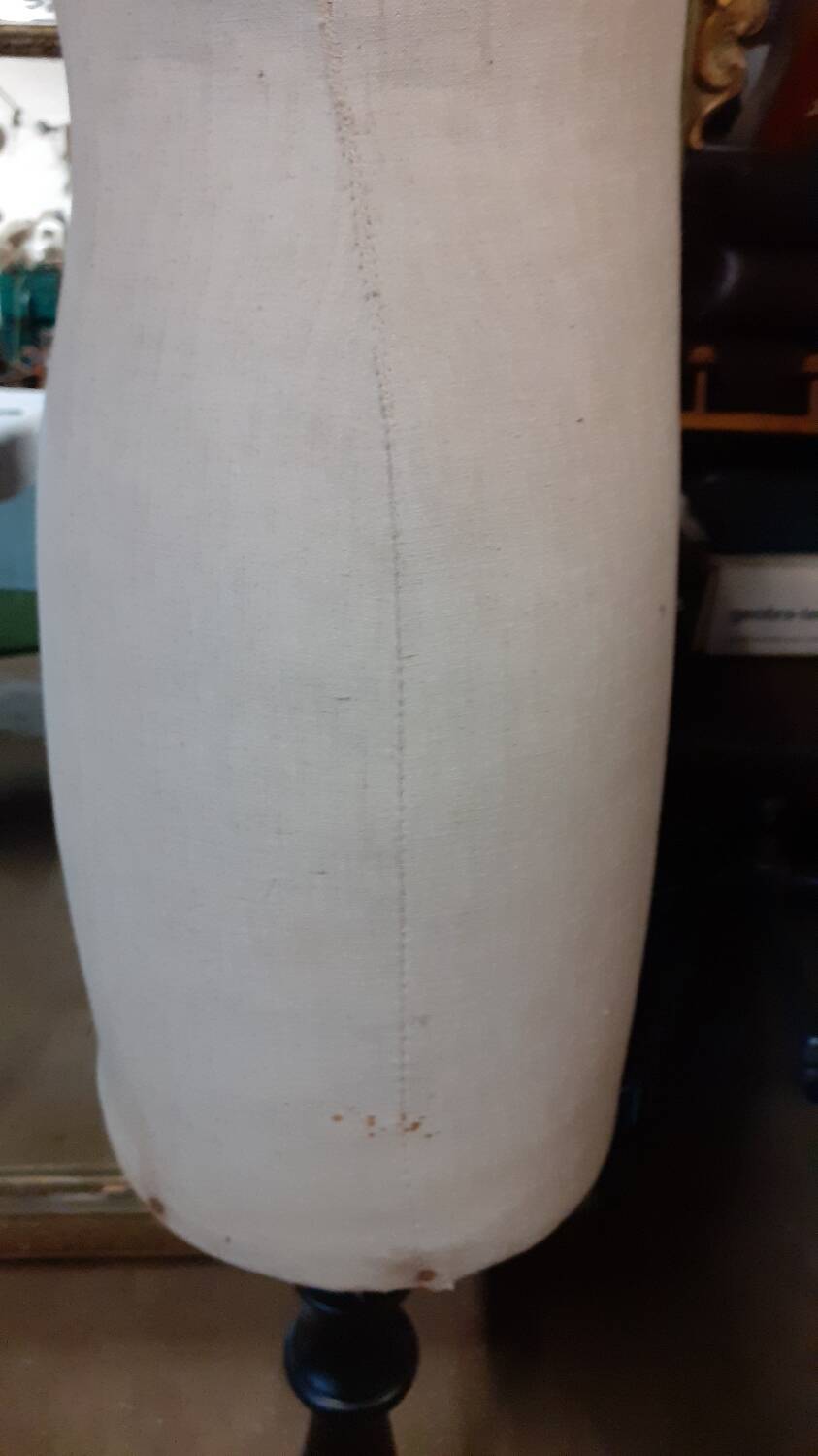 Sewing manequin