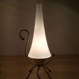 Lampe atypique laiton opaline années 50