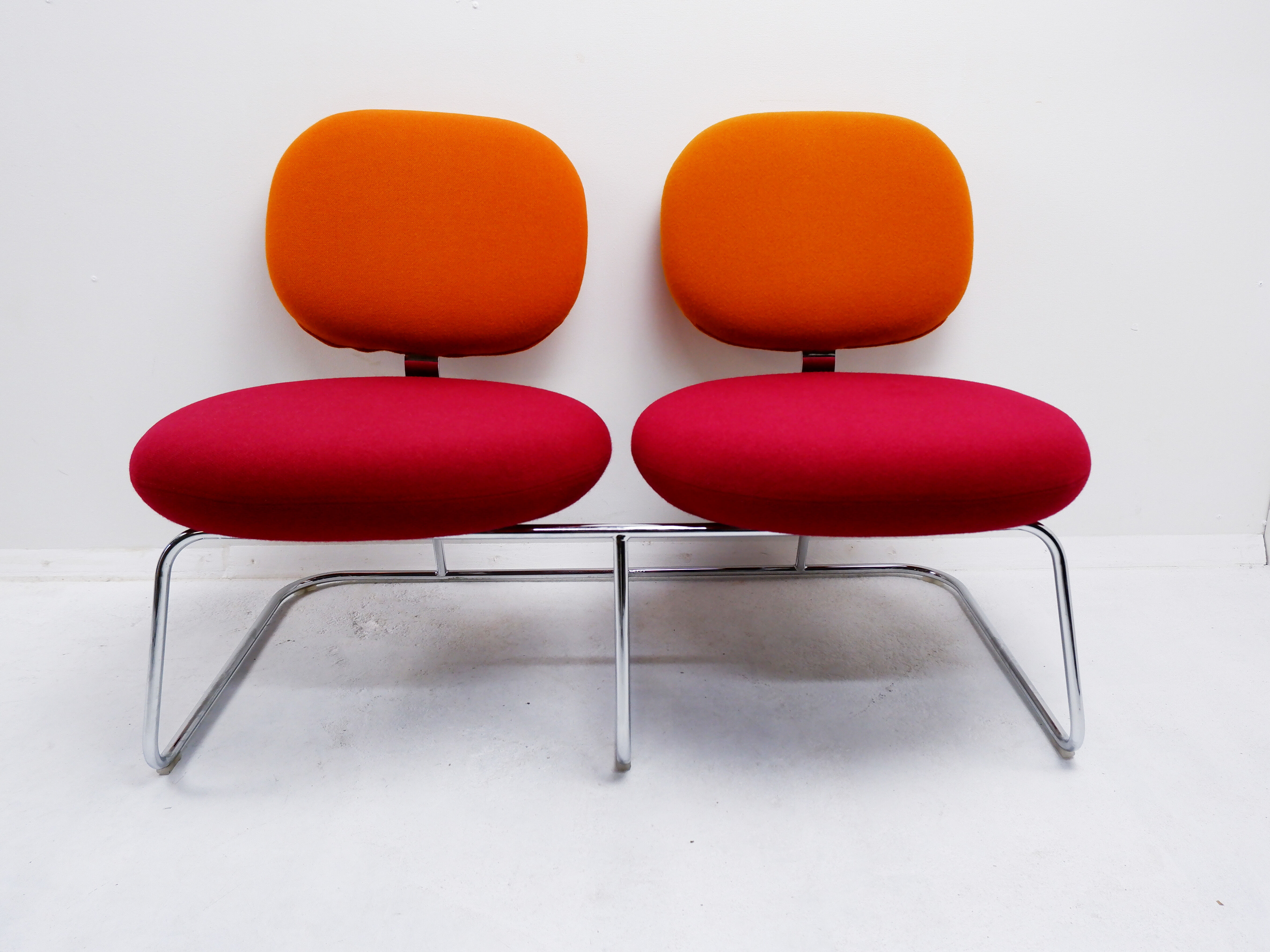 Artifort 2 seater sofa model Vega 1990s