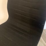 Charles & Ray Eames swivel chair mod EA106 Herman miller