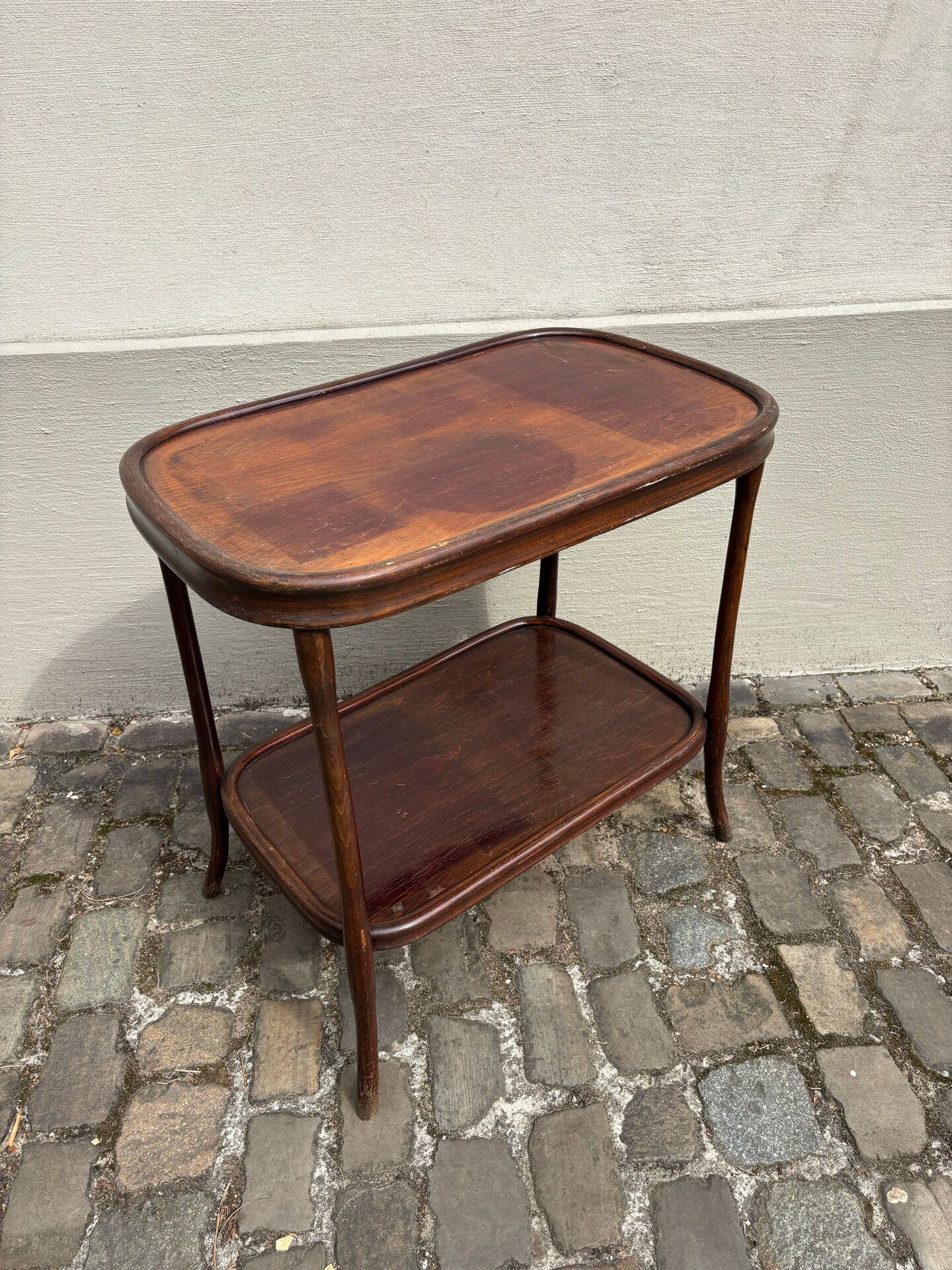 Table d'appoint Thonet ou Brothers Kohn