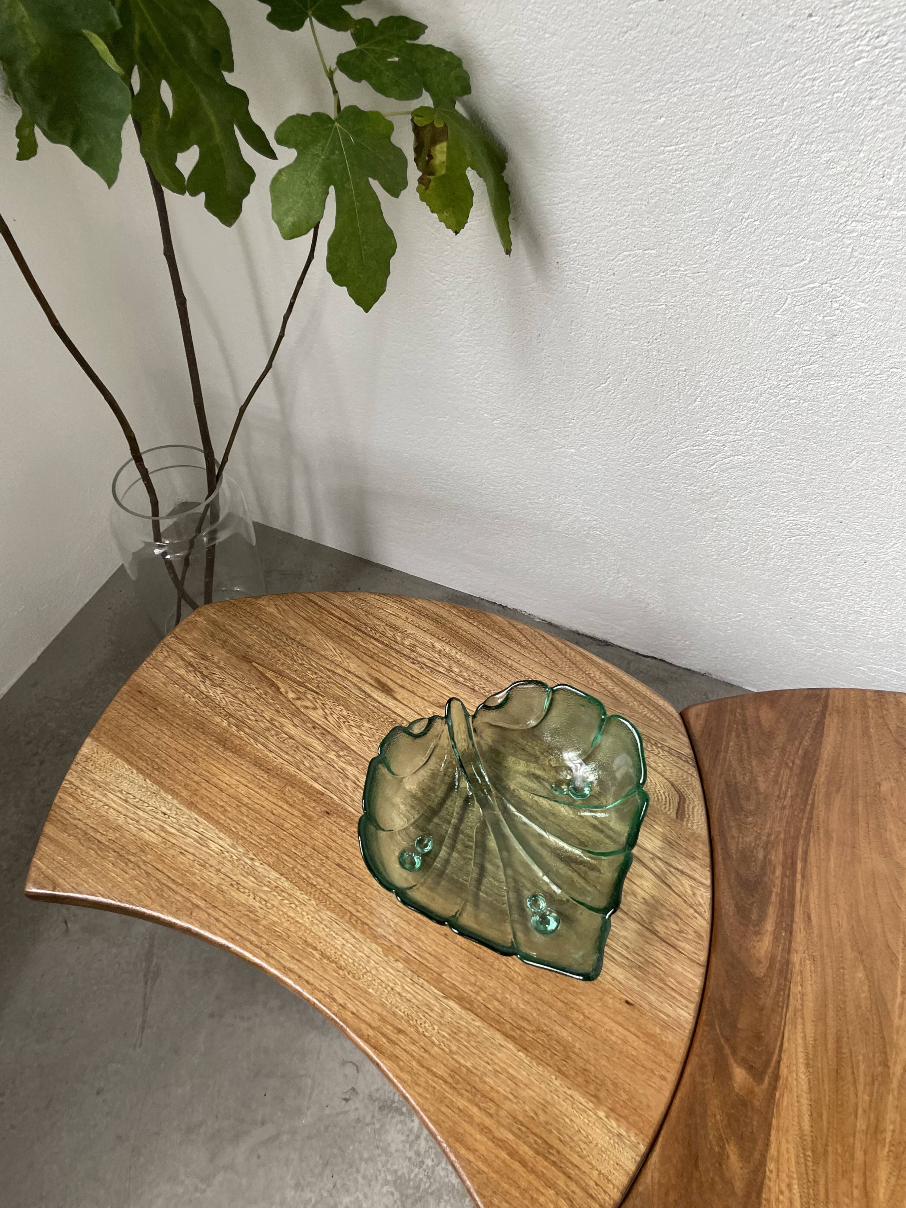 Tinted glass “leaf” dish