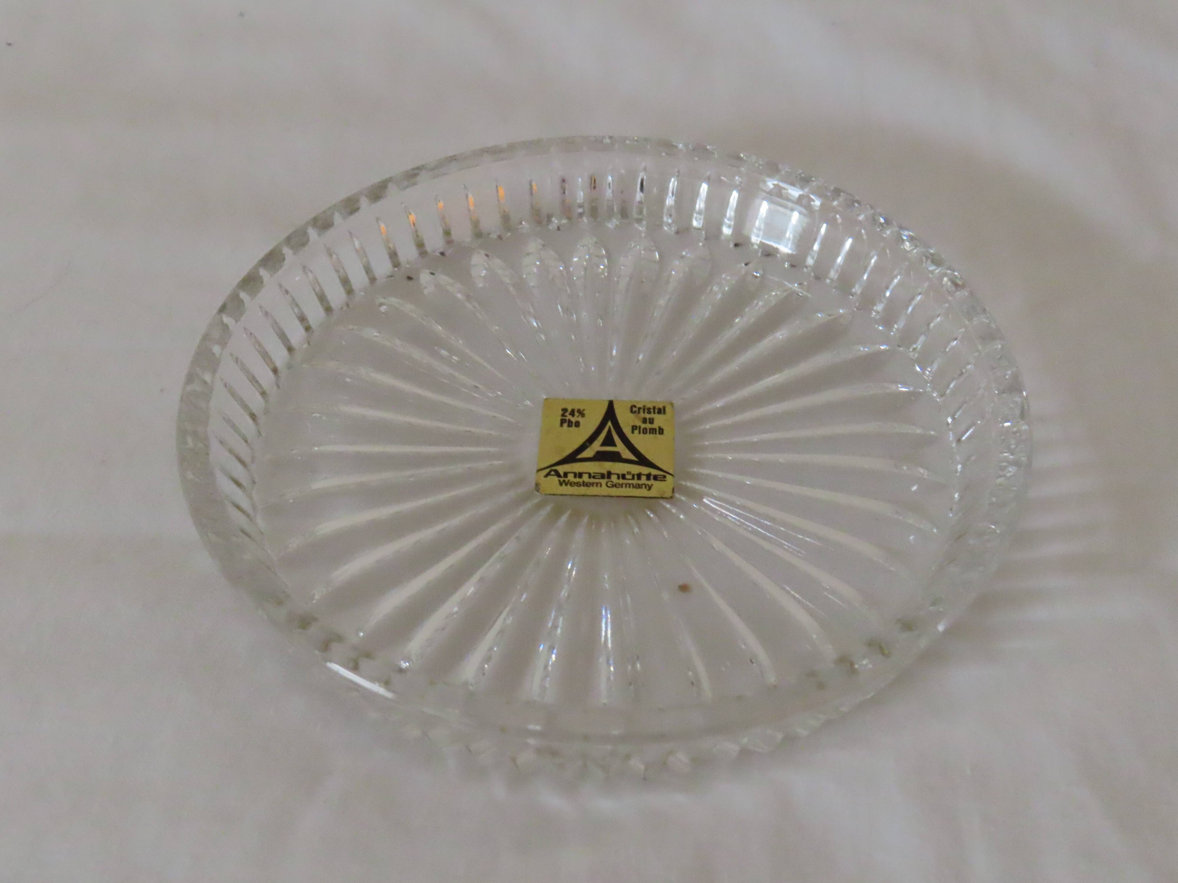 Anna Hütte crystal pocket emptier, ring sizer