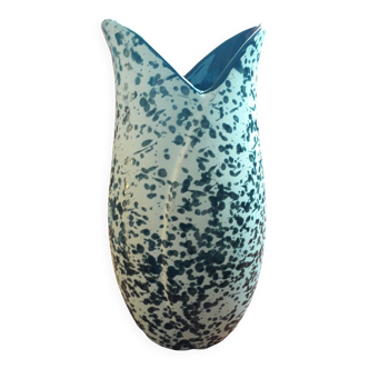 Very original vintage vase