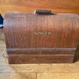 Singer vintage sewing machine