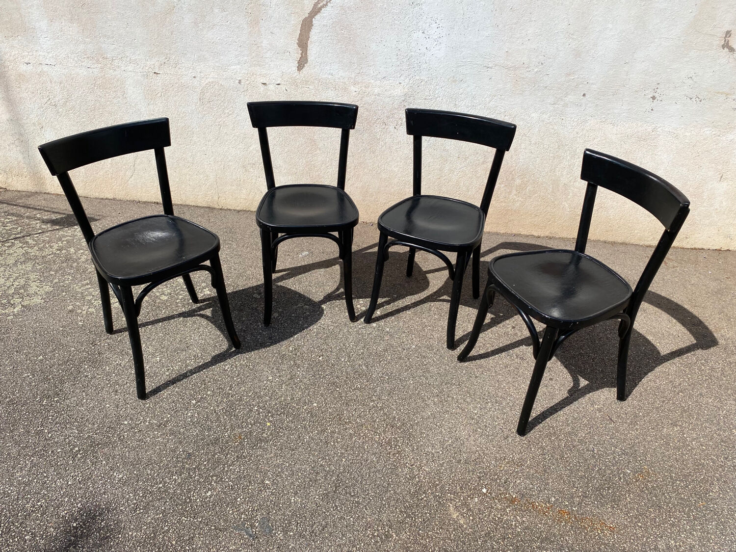 Set de 4 chaises bistrot noires