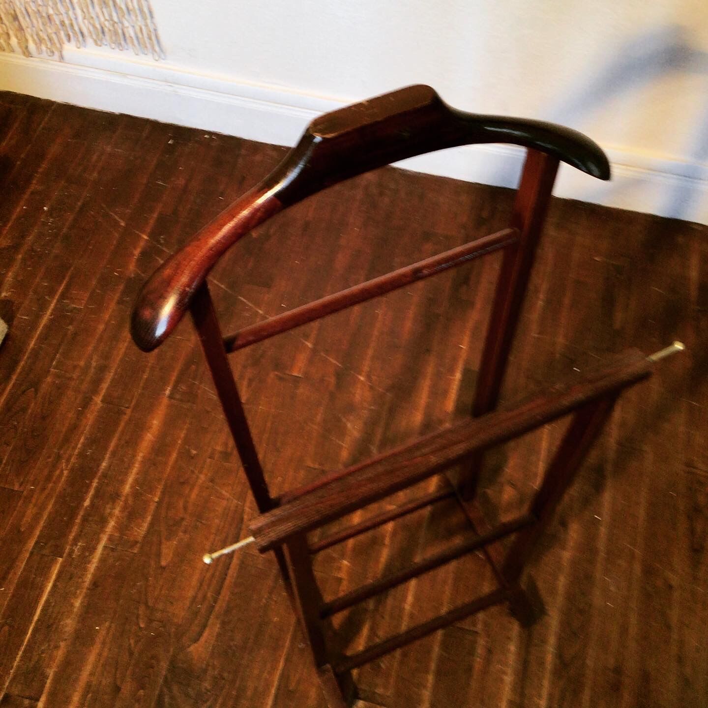 Mahogany night valet