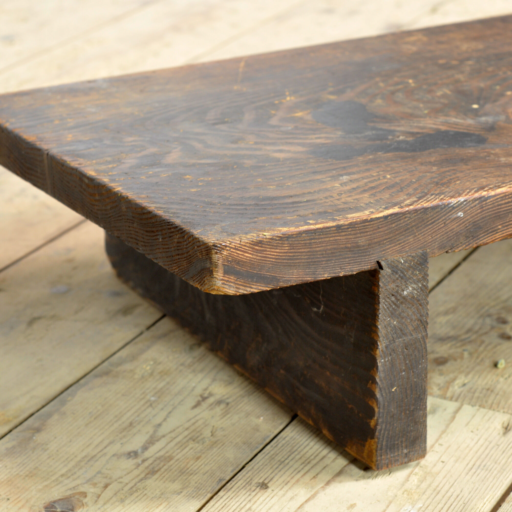 Table japonaise basse, vers 1930