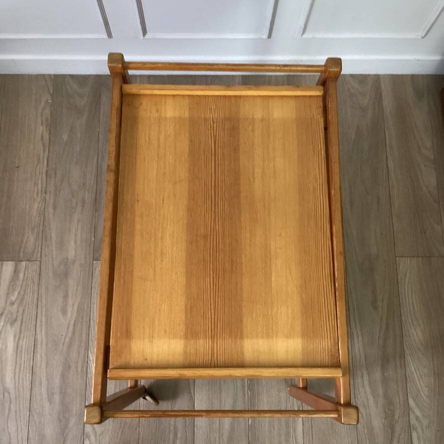 Pine serving trolley