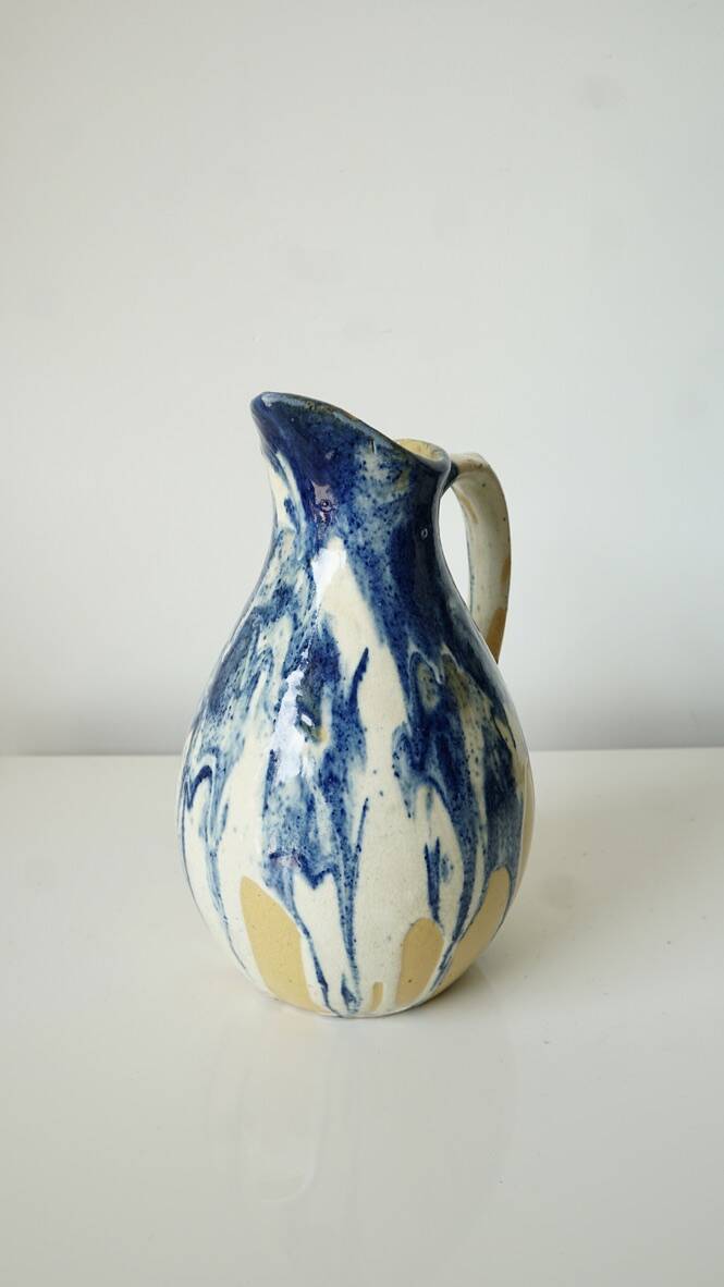 Pitcher, carafe in glazed ceramic