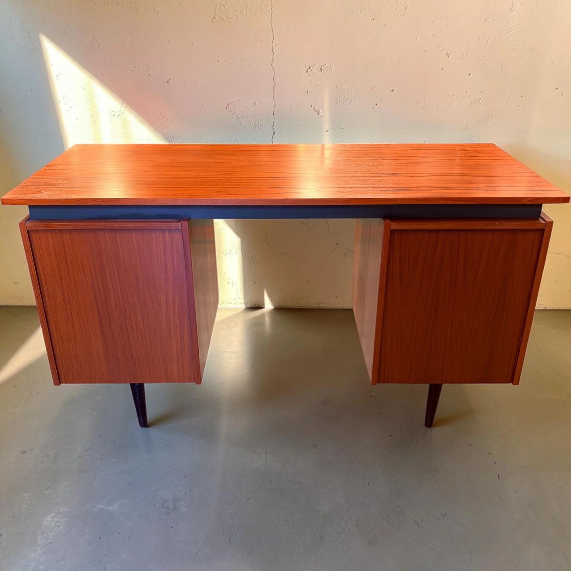 Bureau par Cees Braakman pour Pastoe, années 1960.