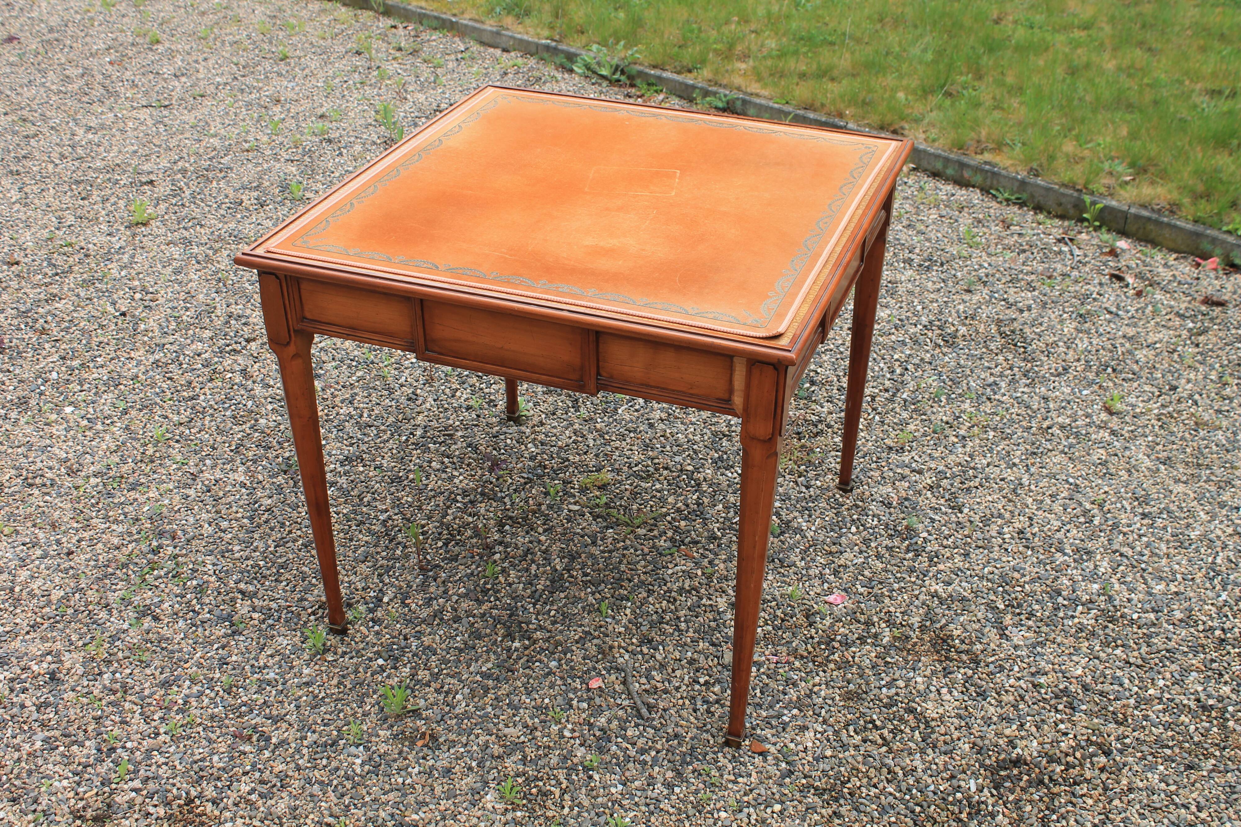 Game table