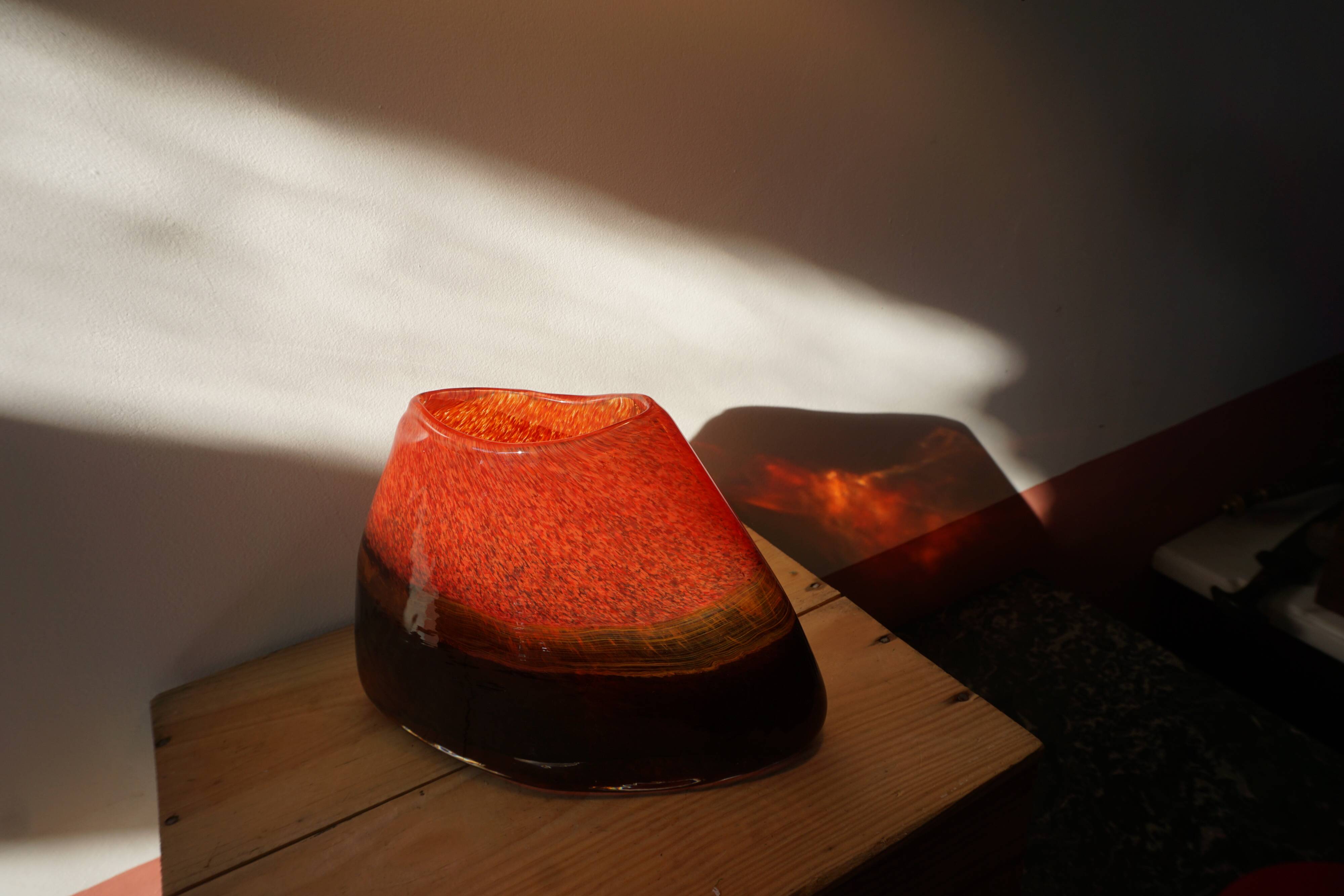 Vase contemporain en verre soufflé