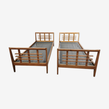 Pair of vintage twin beds 1950