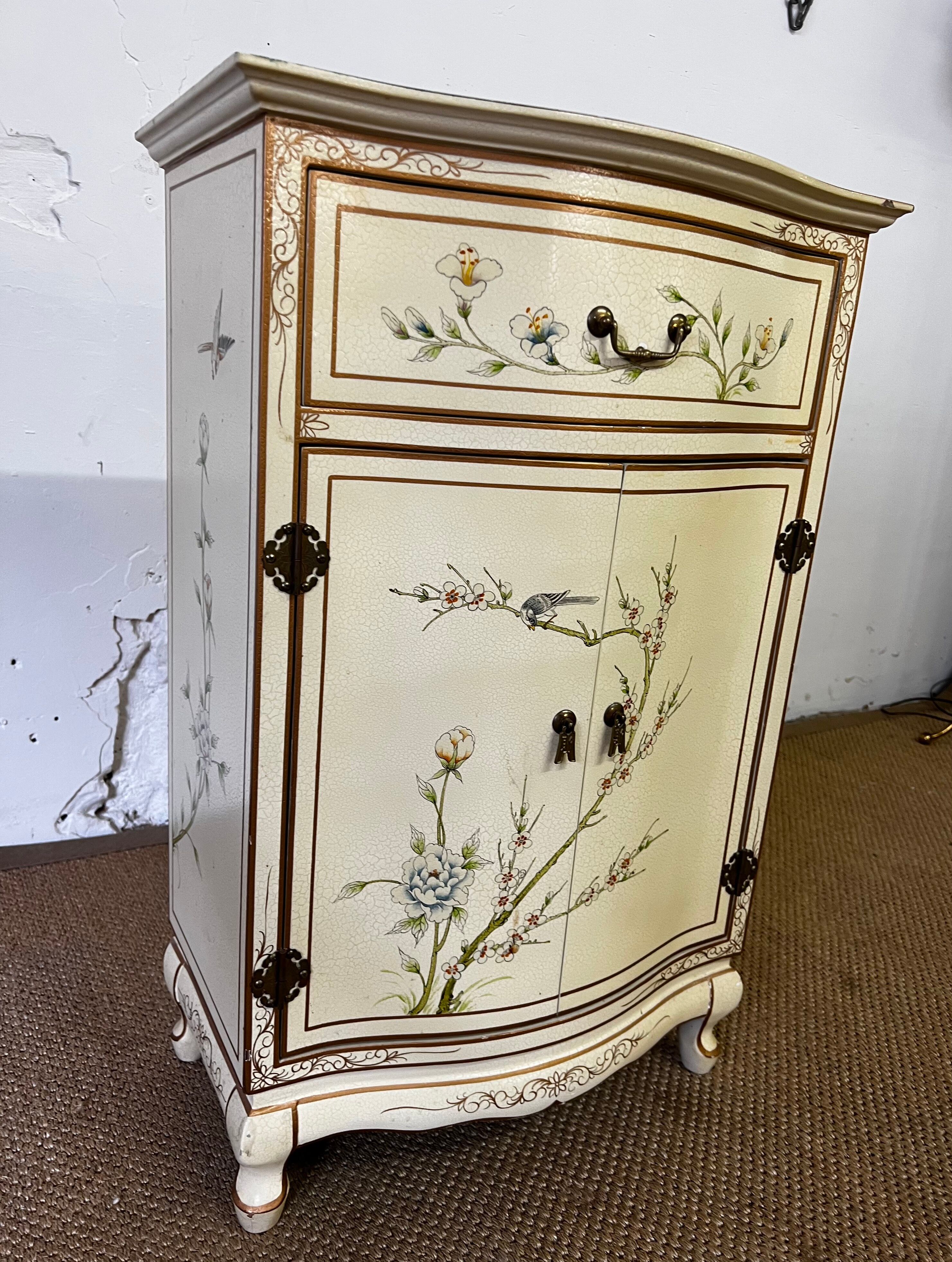 Meuble d'appui Italien décor floral japonisant