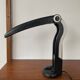 Luminaire Toucan en noir et blanc HT Huang Design