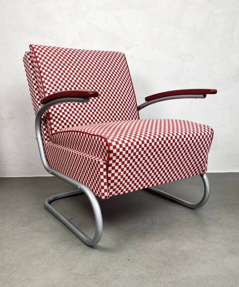 Thonet S-411 Armchair "Red & White"