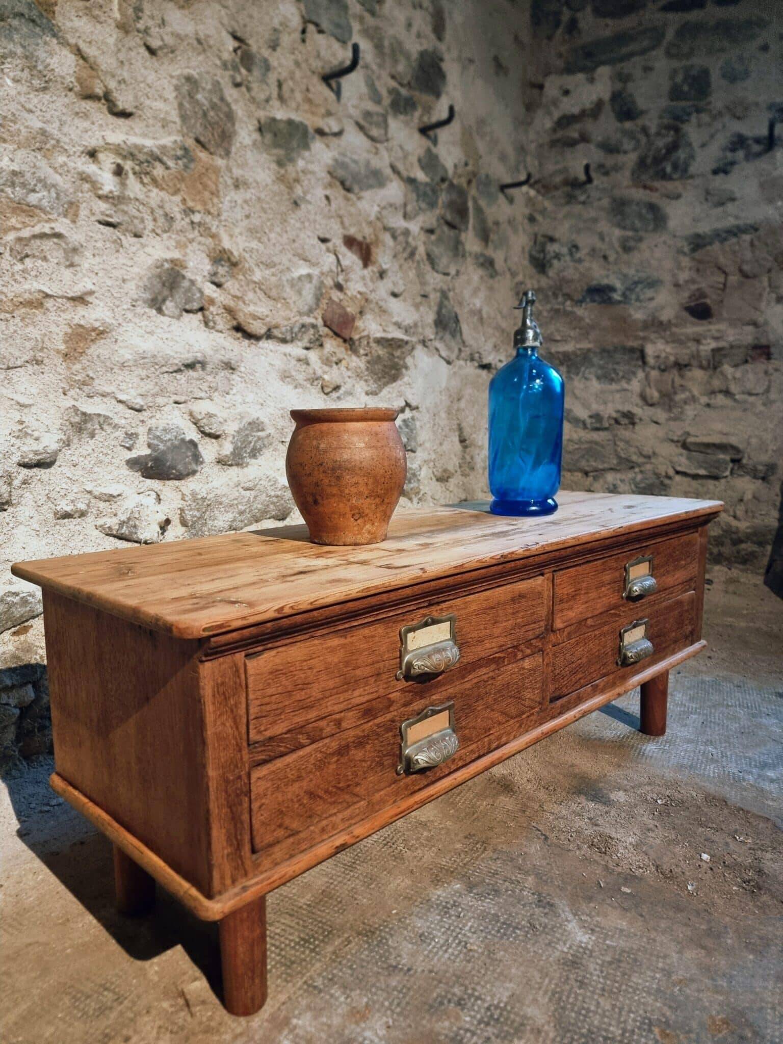 Antique French chest of drawers, circa 1900 – oak and pine with 4 drawers