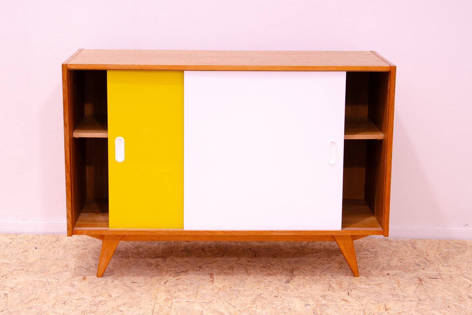 Buffet vintage U-452 par Jiří Jiroutek, 1960, Tchécoslovaquie