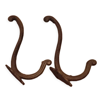 Set of 2 metal hooks