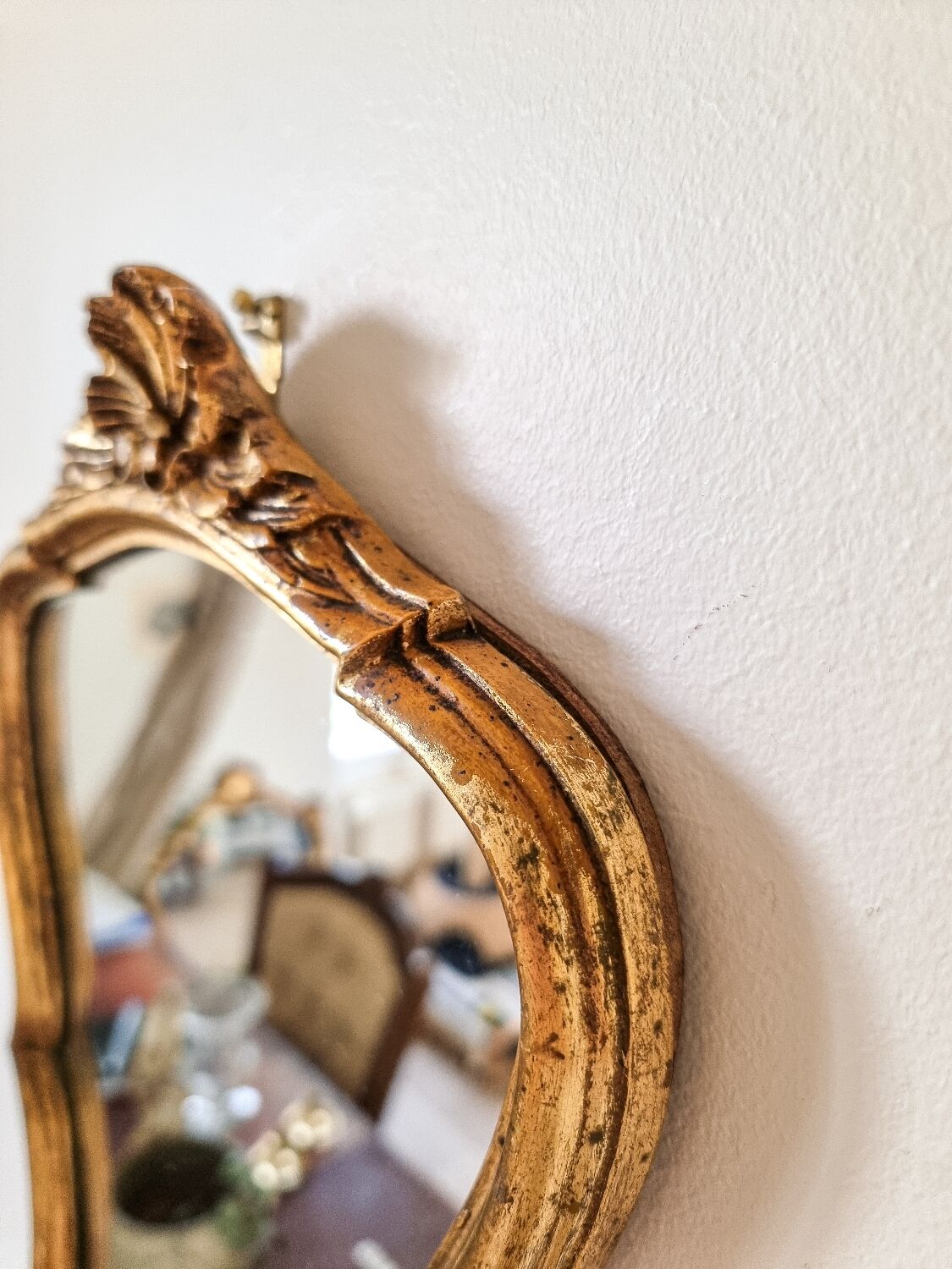 Small baroque mirror louis xv style