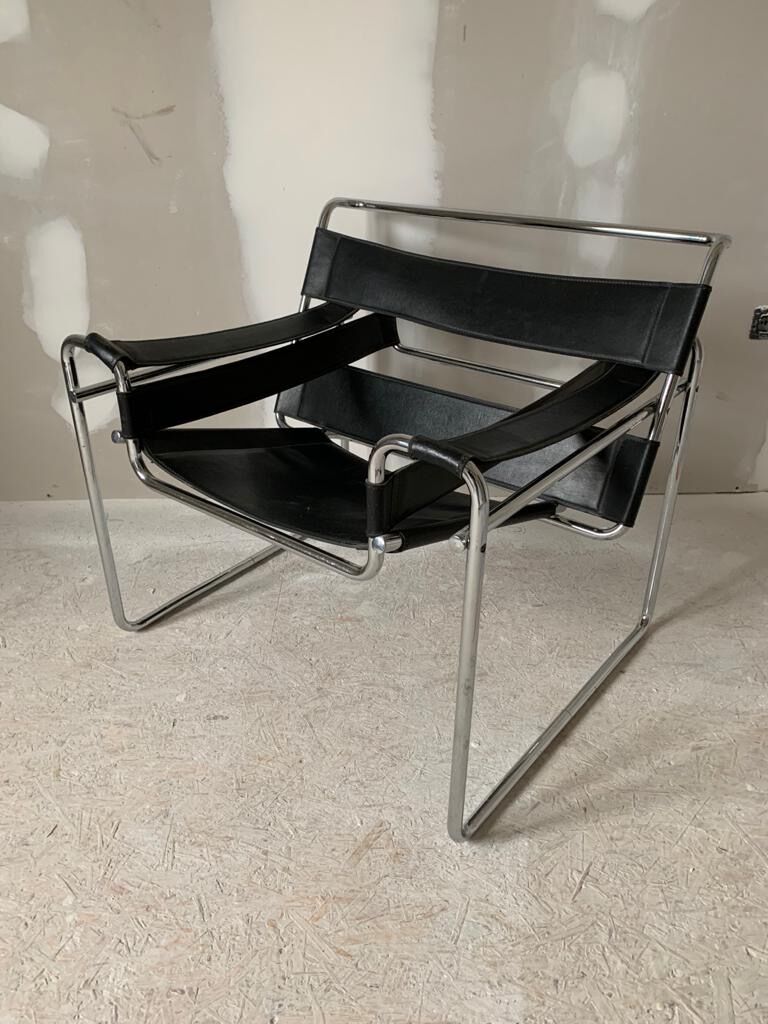 Marcel Breuer - Chaise Wassily B3 en cuir noir