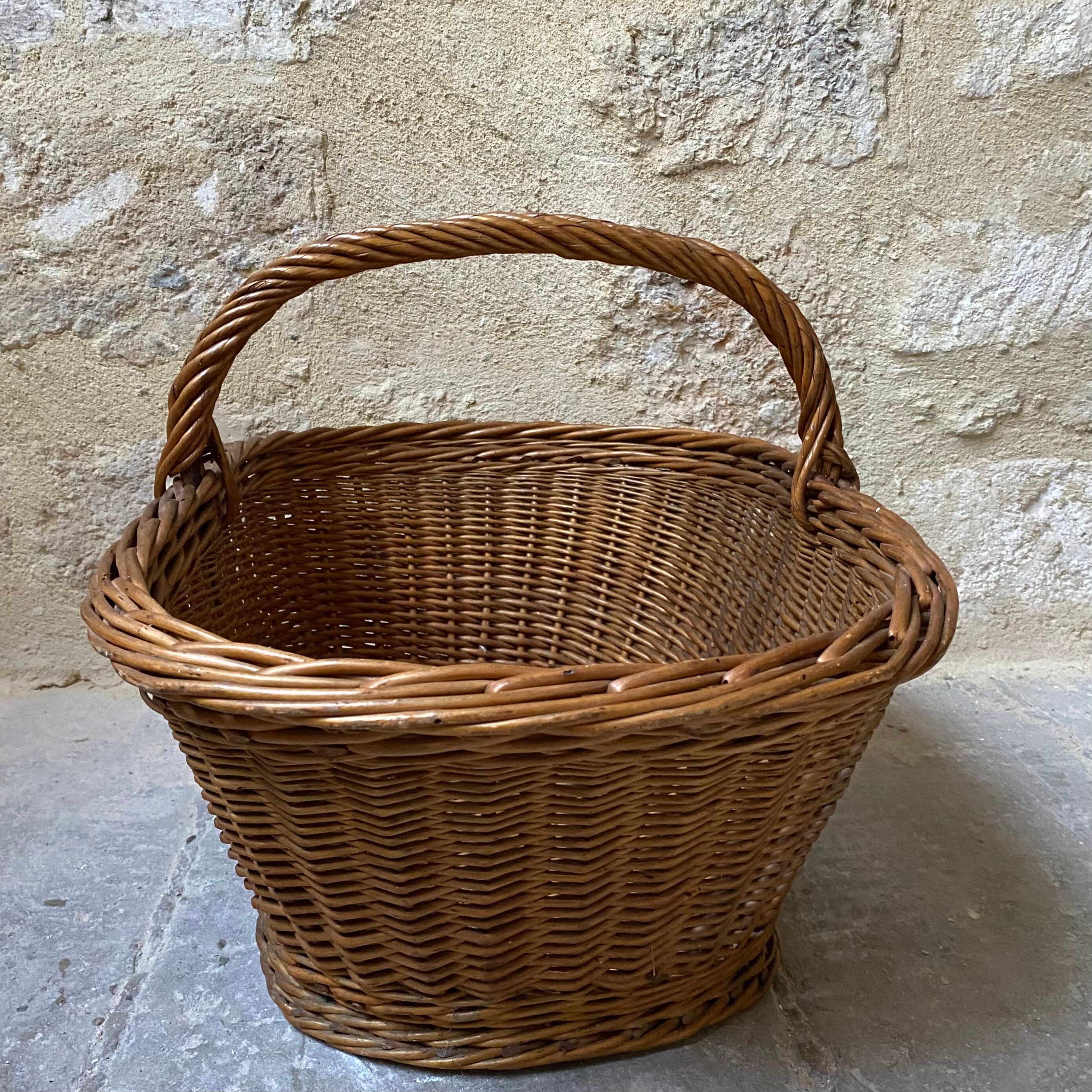 Wicker basket