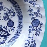 6 Blue Onion Myott meakin plates