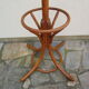 Porte-manteau perroquet ancien en bois blond