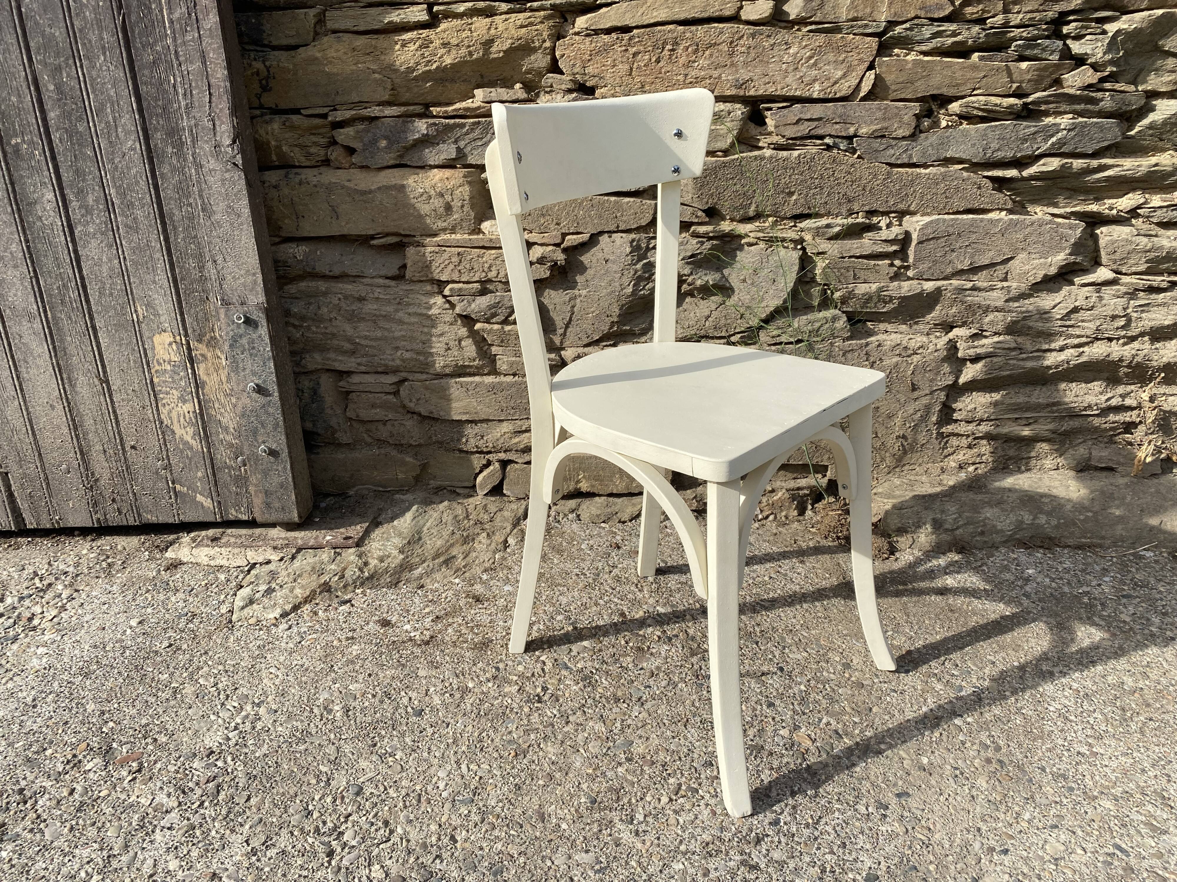 The Baumann Bistrot chair in beech and plywood