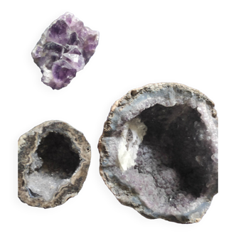 3 amethyst stones