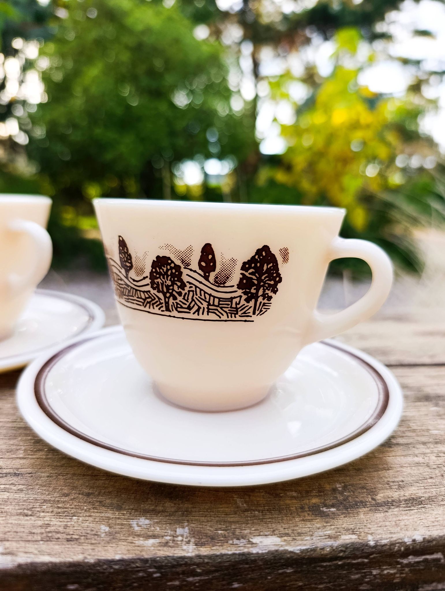 Duo tasses/sous tasses verre opalin vintage JAJ Pyrex England